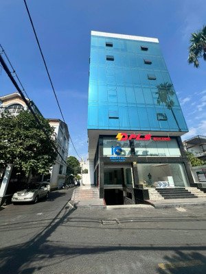 tin thật! bán tòa nhà siêu đẹp trung tâm bt ngay phan đăng lưu dt (12mx20m) vuông vức, hđt 5%/năm