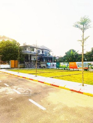 19 triệu/m sở hữu lô đất đẹp nhất khu hoà lạc - sát ql21, 100m2, đường 3 ô tô, sổ đỏ sẵn - bao phí!