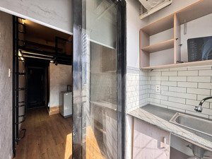 phòng trọ cho thuê quận 1 hẻm 212b nguyễn trãi gần đại học ngân hàng ngay bến xe buýt sài gòn