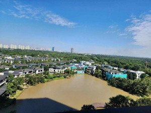 hiếm!!! bán 2 ngủ 77m2 view biệt thự đảo đẹp, giá tốt.