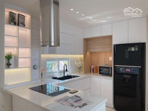 bán chung cư tiện ích đầy đủ xung quanh