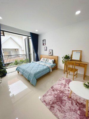 căn hộ studio bancol mới rộng 40m2, thang máy, hầm xe, bảo vệ 24/7