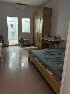 cho thuê nhà 1 tầng, ngô gia tự, 30m, 1 tầng, giá 4,5tr: nhà mới, điện nước giá nhà nước, sát chợ