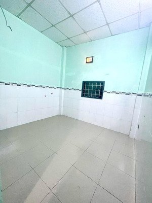 cho thuê phòng máy lạnh,vệ sinh riêng