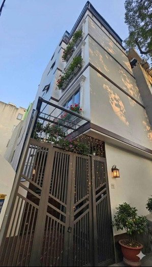 bán nhà riêng tại lai xá, 6,88 tỷ, 45m2, 6pn, 4wc, 5 tầng, pháp lý đầy đủ