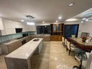 nhà đẹp hầm/4tầng giá tốt - góc 2mt ngay thân văn nhiếp, an phú q2. dt 7x24. giá 31tỷ tl