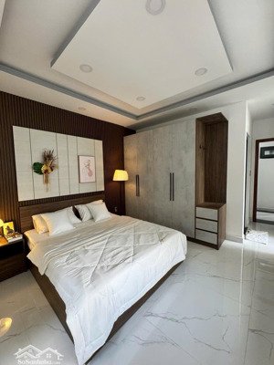 giảm 3 tỷ! gấp bán hxh 10m nguyễn gia trí (d2) 4x22,5m, có thang máy chỉ còn 21,5 tỷ 