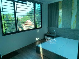 hàng xóm nhờ bán gấp nhà 5 tầng khu trung tâm phúc lợi - giá tốt nhất khu vực