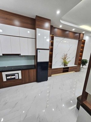 chính chủ bán nhà phố hoàng hoa thám, ngõ thông, dt 44m, 4 tầng, tổng 4pn, tặng kèm nt xịn sò