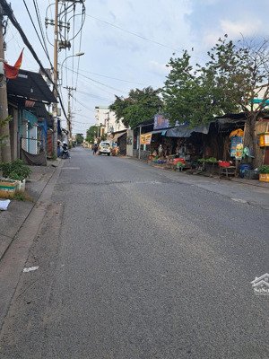 lô đất 130m2 đường lê văn khương tiện kinh doanh hay xây mới gần chợ hiệp thành.