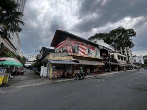 bán nhà góc 2mt ngô thời nhiệm, có gpxd, 23x16m, cn 336m2 - giá 270 tỷ tl