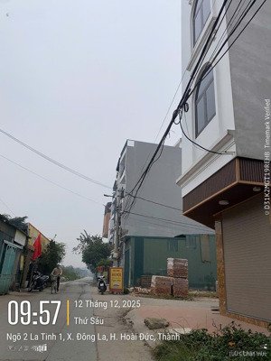 đất trục chính đấu giá x4 cửa kho đông la hoài đức 60,1m² mt 4.8m, đường 12m, vỉa hè 3m, kd đắc địa