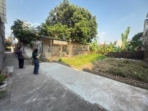 bán đất phúc lợi 43m, giá 4,8 tỷ: lô góc, vf3 vào nhà, sát trường lê quý đôn, không có mảnh thứ 2