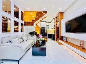 nhà mới đẹp - đường số 3 - full nội thất - 3,5x7m - trệt lầu - 2pn 2wc - 10,5 triệu tl 