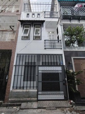 hxh đường dc6, 36m2, 4*9m, 2 tầng, 3pn-3wc, 5ty35 khu an ninh, yên tĩnh, tiện ích bao quanh đầy đủ