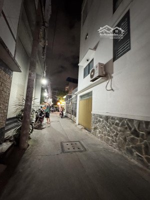 hxh đỗ cửa - ngay đồng đen - 41m2 - nhà 2 tầng ở ngay - nở hậu tài lộc - giá 3 tỷ nhỉnh