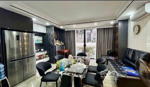 thiết kế hiện đại - dân cư văn minh - ô tô đỗ cổng - nhiều công năng - 38 m2 - 5 tầng - việt hưng