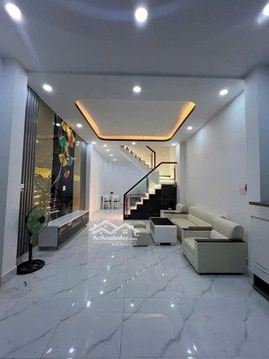 bán nhà 42m2 - 2 tầng - ngang 4 x 10.2 - gần hương lộ 2 - giá chỉ 4.495 tỷ tl nhẹ.