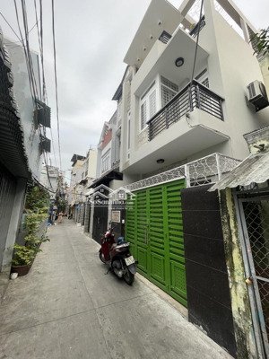 nhà đẹp 3 tầng -4,6x17 m- cách mặt tiền tân mỹ 100m - 71m2 - chỉ 7 ,8 tỷ