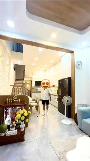 !!! ngon lắm nha-43m2 x 5t, hxh4.5m, đẹp ở ngay mà chỉ 8.45 tỏi