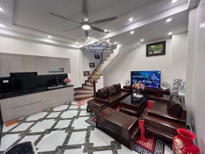 bán nhà phố kim ngưu - ngõ thông - oto - kinh doanh - 4 ngủ - 13.68 tỷ