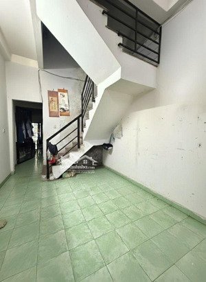 bán nhà nhỉnh 10 tỷ hẻm 482 lê quang định