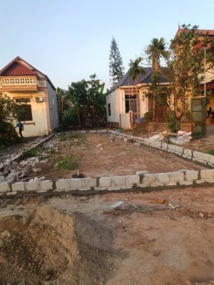 bán đất liên nghĩa văn giang mt 5.6m, 3 mặt thoáng, sát khu đấu giá