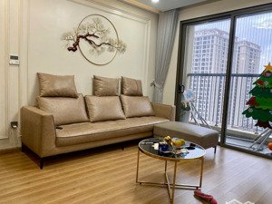 căn hộ dành riêng cho khách đầu tư. 133m2 tầng cao, 3pn-2vs. căn góc, đồ cơ bản, cửa đn ban công tb