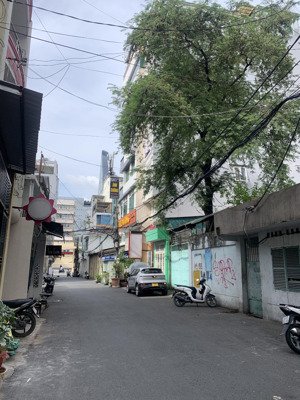 đất rộng đẹp xây khách sạn hẻm 15 đoàn như hài q4, dt 142m2 ngang 8m, đường 2 xe hơi, shr chỉ 39 tỷ