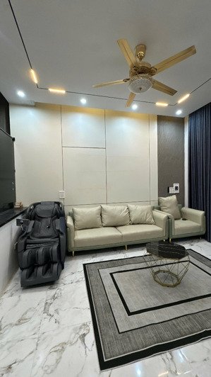 cho thuê nhà 3 tầng 4pn đường nguyễn kim, hoà xuân