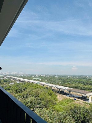 bán nhanh căn hộ 3pn dual key 99m tầng cao
tại mt eastmark hướng đông bắc đã có sổ hồng giá