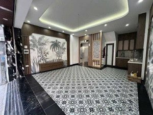 lô góc 2 mặt ngõ- nhà mới 6 tầng thang máy- ô tô vào nhà - ngõ thông