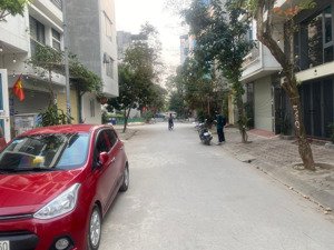 bán gấp nhà mặt phố tại yên nghĩa,, 50m2, 6pn, 5wc, pháp lý đầy đủ