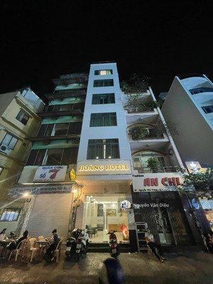 siêu vị trí ! ngay góc nguyễn trãi và nguyễn văn tráng quận 1 - dt 4.1x20m - hầm 7 tầng- giá 36 tỷ