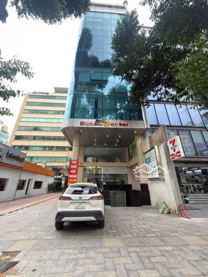 chuyển nhượng building mt 35 mạc đĩnh chi, đa kao, quận 1 - hầm 10 tầng - hđt 400tr/th - chỉ 239 tỷ