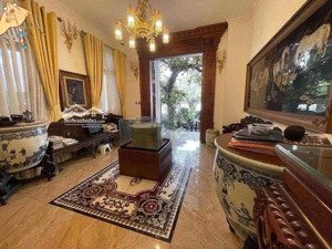 hiếm-nhà 4 tầng siêu đẹp- vị trí siêu vip khu phân lô linh tây cũ