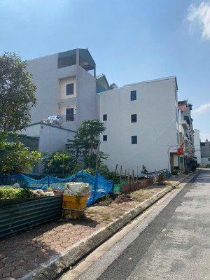 bán lô góc 220m2 sát vành đai công nghệ cao hòa lạc - gần đh quốc gia, đh fpt, giá 4,2 tỷ