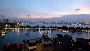 có 102 nhà 2 mặt phố trúc bạch, ba đình 70m2x5.2m mặt tiền