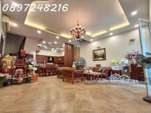 bán nhà bồ đề, gần công viên, 60m, 12 tỷ