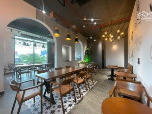 chính chủ cho thuê sàn văn phòng tầng 1 dt: 80m2 và tầng 20: 52m2 tại tòa richmond nguyễn xí