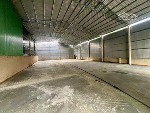 cho thuê 500m2 - 600m2 - 900m2 - 2.500m2 kho xưởng bến cát bình dương