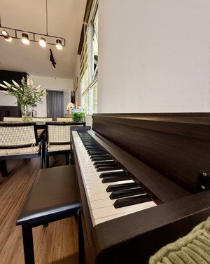 bán căn thông tầng 125m2 ; đầy đủ nội thất cao cấp, có hđ thuê sẵn 16 tr/tháng. lh 