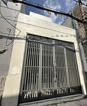 nhà 3 tầng p13 lê đức thọ 81m2 (4 x 21) hẻm xe hơi sổ hồng riêng giá 7,4 tỷ