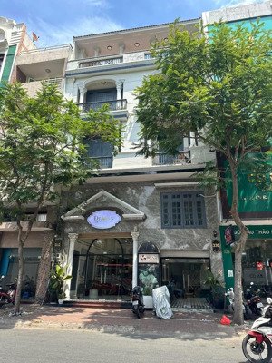 bán nhà mặt tiền cô giang p.cg q.1 dt: 4 x 15m, 2 lầu