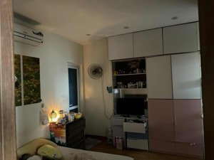 bán căn góc cc hồng hà tower tại 89 thịnh liệt, diện tích 57m2 - 2n 2vs - giá 4,55 tỷ lh 