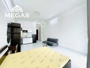 phòng studio mới xây rộng rãi thoáng mát đầy đủ tiện nghi