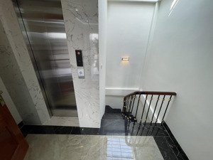 bán nhà phố đầm trấu lô góc 3 thoáng - thang máy nhập khẩu - tương lai khu đô thị ven sông