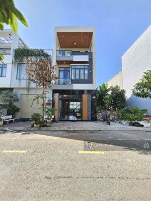 bám nhà mới hoàn công gần làng đại học đông hòa tp hcm