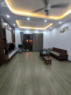 Ô Tô vào nhà, Phố Trần Hòa - Hoàng Mai, 5 Tầng Thang Máy, 30m2, MT 5m, 8.6 Tỷ