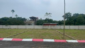 đất trại hồ xây nhà ở ngay, kết nối đại học fpt, trường học, dịch vụ xung quanh